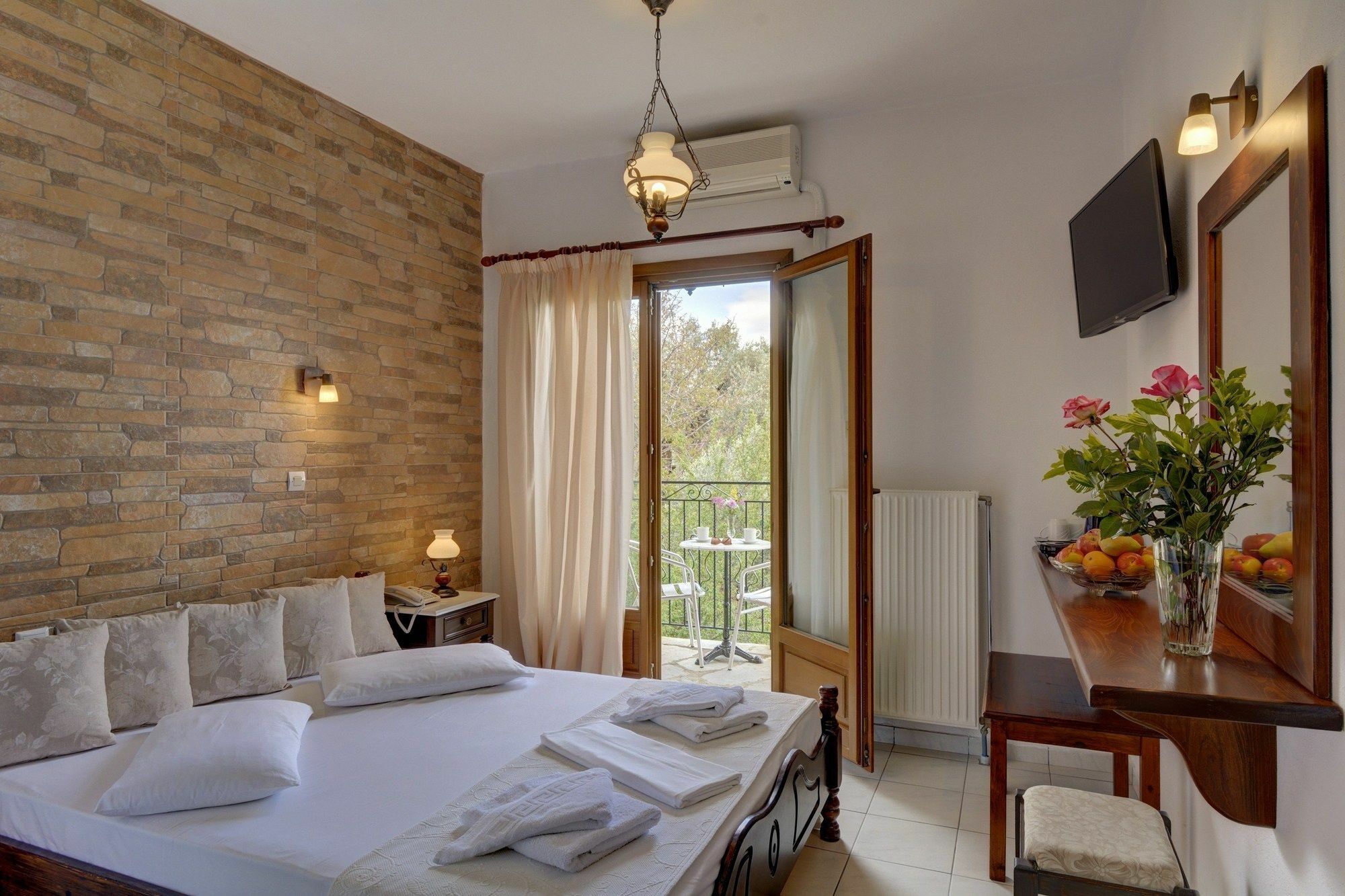 Hotel Agnadi - Horefto Exterior photo